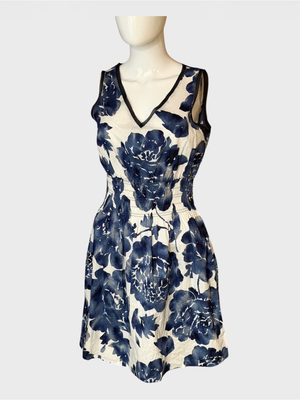 Vera Wang White Mini Dress with Navy Floral Print